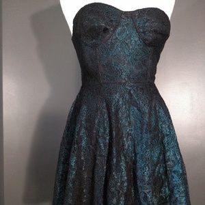 Strapless shimmery dress